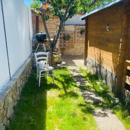Daniel-mikulov, A Private Just For * Mikulov