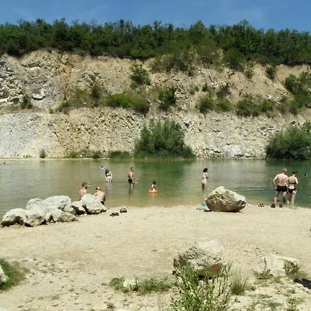 Daniel-mikulov, A Private Just For Lodge *