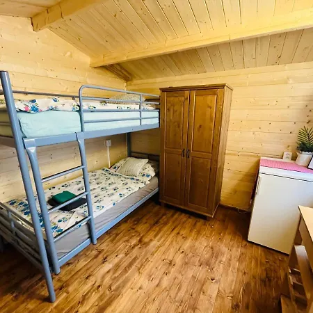 山林小屋 Daniel-mikulov, A Private Just For
